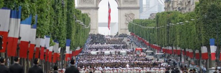 Macron prévoit de mieux protéger l'Arc de Triomphe