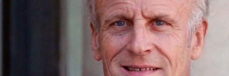 2045, Macron annonce la fin du confinement face à l'épidémie de Coronavirus