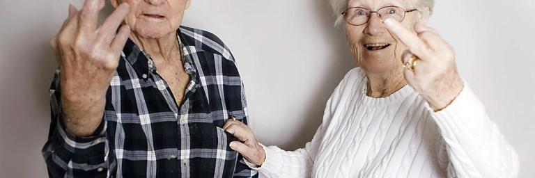 Macron : Pas de discrimination des personnes âgées lors du déconfinement