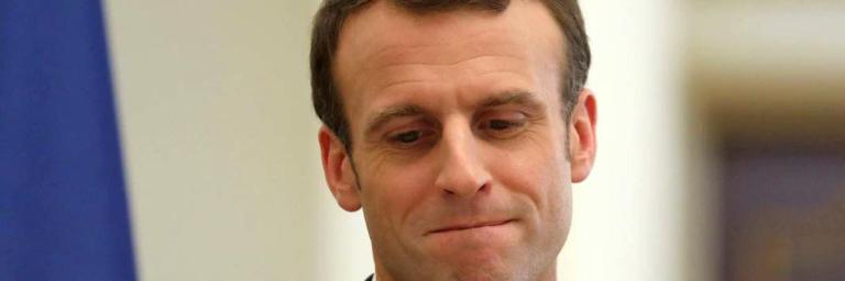 La déclaration d'Emmanuel Macron suite au renoncement de Bouteflika