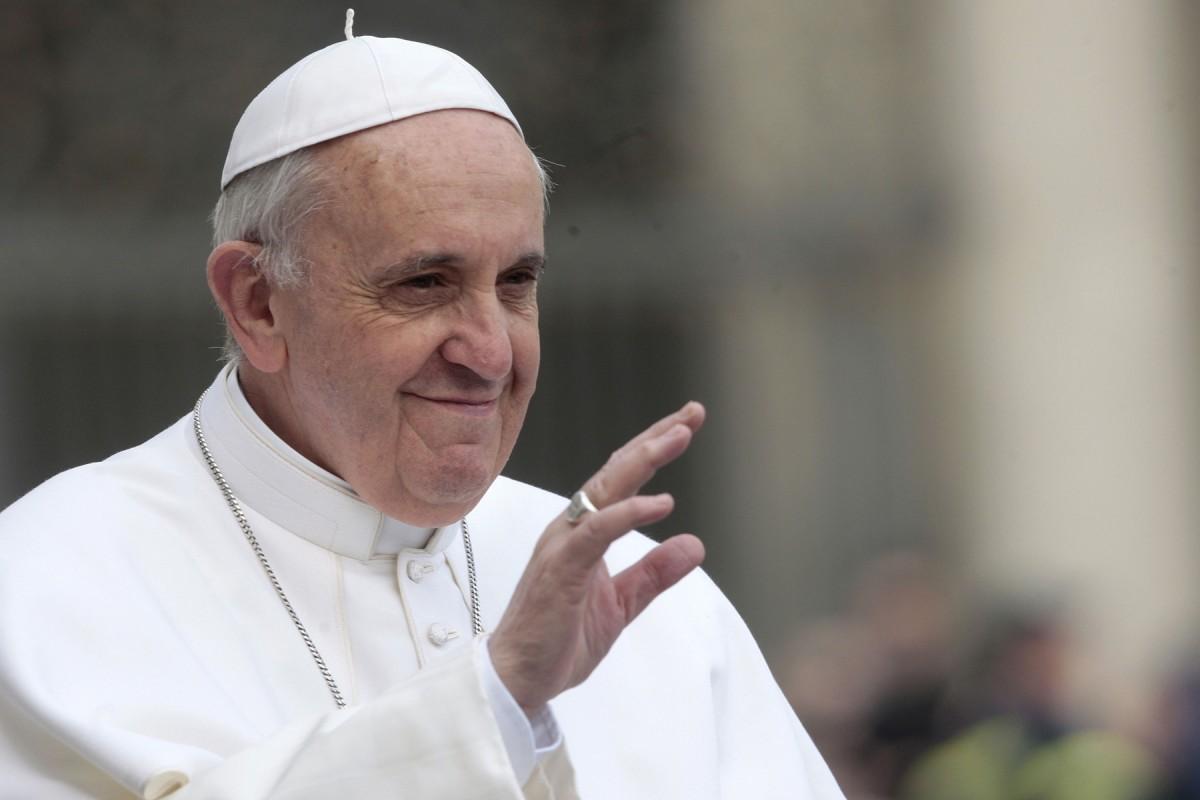 Eau bénite bénie par le pape – Catholically